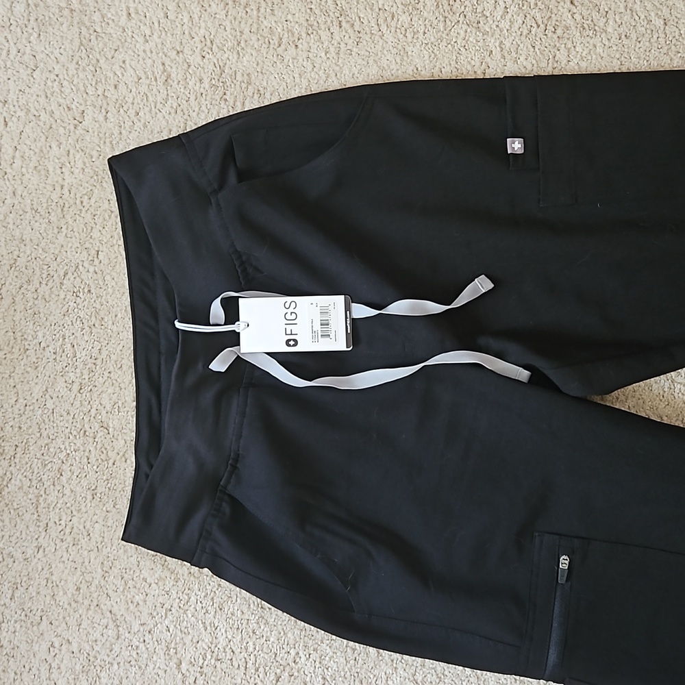 NWT Figs Yola scrub pants